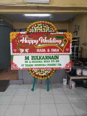 Papan Bunga di Cipayung